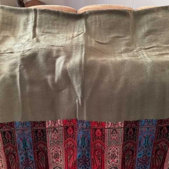 NWT REVERSIBLE PASHMINA WOOL SCARF - Picture 4 of 9